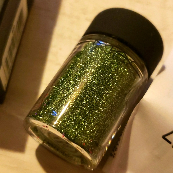 💙🌟🧚‍♀️CHUNKY LIME MAC Cosmetics  DISCONTINUED Glitter NWT - Picture 8 of 9